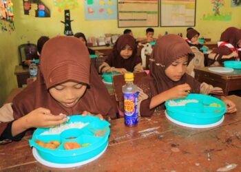 Distribusi MBG Ramadan Sasar 2.544 Siswa di Pariaman