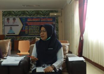 Kepala Instalasi Gizi RSUD Padang Pariaman Wirda Ningsih, S.GZ : Manfaat dan Efek Samping Minum Air Rebusan Daun Salam