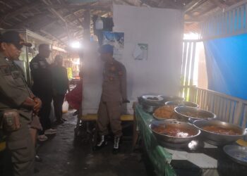 Satpol PP Agam Razia Warkel, Warga Diimbau Saling Menghormati