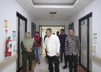 Sidak ke RSUD Padang Panjang, Hendri-Allex Temukan Fasilitas RSUD Kurang Terawat