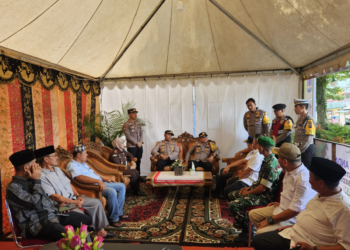 Kapolres Sijunjung dan Forkopimda Tinjau Kesiapan Pos Pam Operasi Ketupat Singgalang 2025