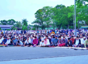 Ikuti Salat Id, Ribuan Warga Padati Lapangan Wirabraja Bukittinggi