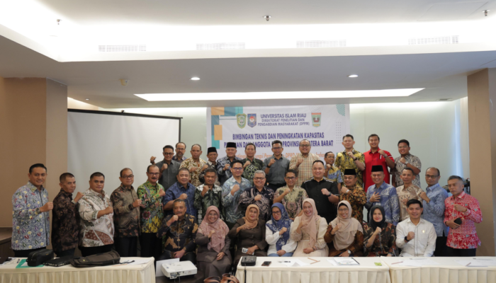 Persiapkan Pembahasan LKPJ dan RPJMD, Anggota DPRD Sumbar Ikuti Bimtek di Pekanbaru