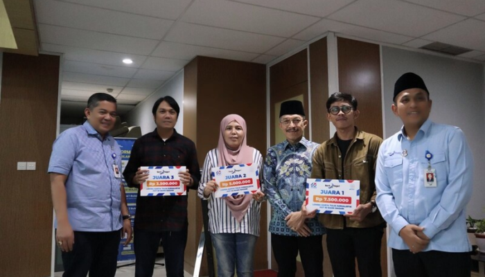 Lomba Karya Jurnalistik HUT Bank Nagari, Wartawan Haluan Afrianita Juara 2