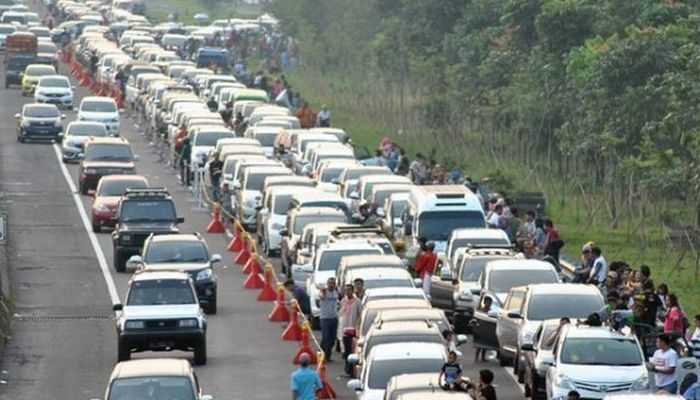 BNPB Ingatkan Pemudik untuk Waspadai Jalur Rawan Bencana di Sumbar