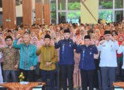 Pelajar Kurang Mampu dapat Seragam Gratis dari Pemko Padang