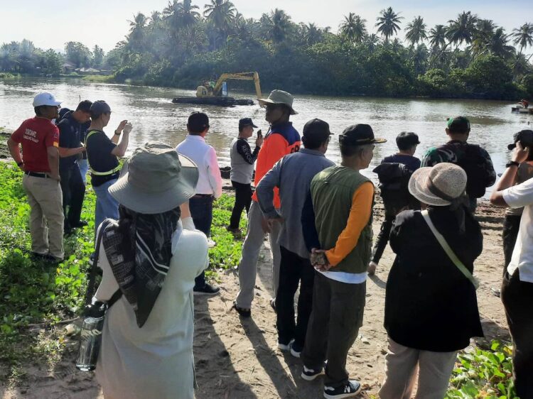 Kegiatan Goro Akbar yang dimulai pada Sabtu (19/4) kemarin. Kegiatan ini melibatkan ribuan peserta yang terdiri dari ASN, TNI, Polri, ormas, serta masyarakat setempat. IST