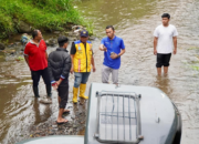 Warga Koto Katik Goro Bersama Bersihkan Sungai dan  Tepi Jalan