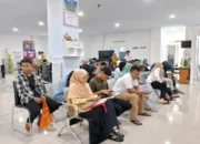 Hari Kerja Pertama Pasca Lebaran, MPP Kota Padang Ramai Dikunjungi