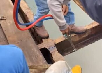 Tak Ingin Bahayakan Pelintas, Jembatan Gunung Nago Diperbaiki