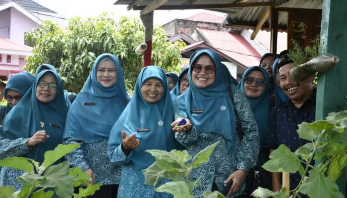 Padang Masuk Nominasi Lima Besar Lomba Kelompok Dasawisma Berprestasi 