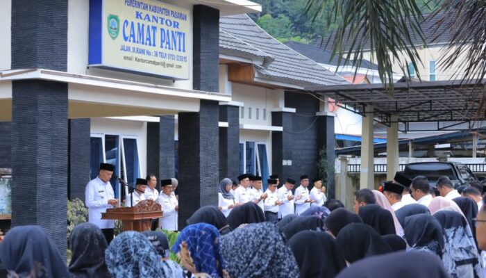 Sabar AS Tegaskan ASN Mesti Berikan Pelayanan Maksimal