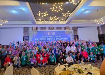 Reuni Akbar SMPN 1 Padang dan Mubes Berlangsung Sukses, Edwin Latief Terpilih Sebagai Ketua Umum Ikaspensa Periode 2025 – 2030