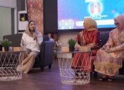 Bupati Dharmasraya Tampil Pembicara Utama dengan Tema Perempuan Minang Berbicara