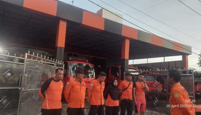 Remaja Terseret Ombak di Pantai Pasir Nan Tigo, Tim SAR Lakukan Pencarian