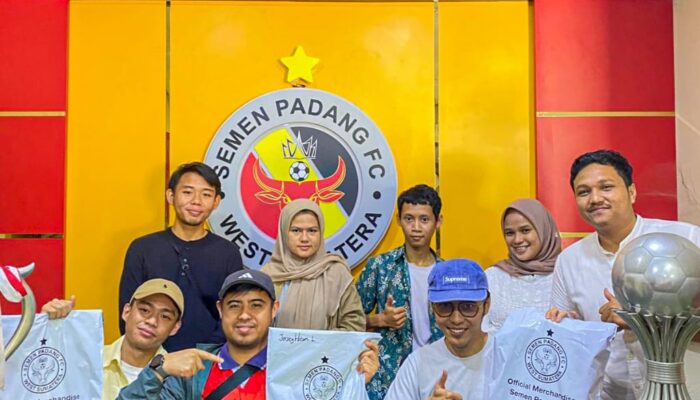 Penjualan Jersey di Kabau Sirah Shop Meroket Saat BRI Liga 1