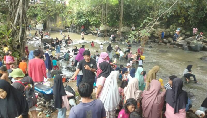 Meriahkan Lebaran, Masyarakat Gantung Ciri Gelar Mangalah
