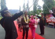 Polres Pasaman Gelar Farewell and Welcome Parade Sambut Kapolres Baru