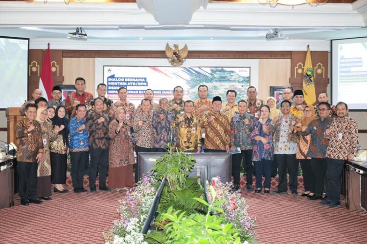 Menteri Nusron