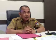 Cegah Genangan Air, Dinas PUPR Padang Turunkan Tim Pembersih Drainase