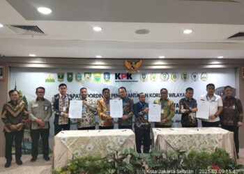 Wako Hendri Arnis dan Pimpinan DPRD Hadiri Rakor Pemberantasan Korupsi Wilayah I di KPK RI