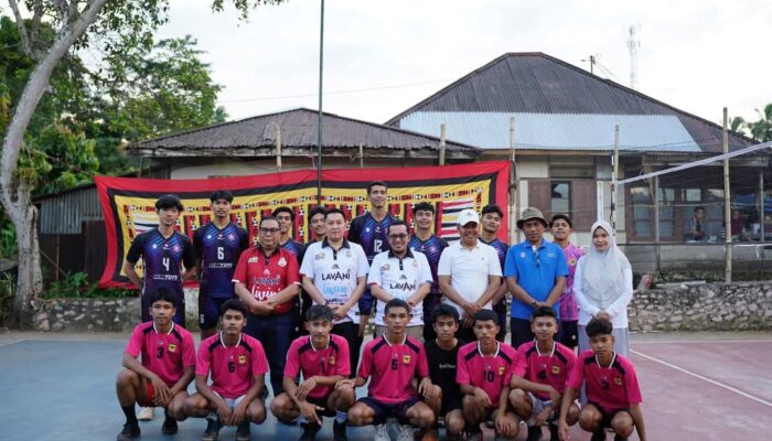 Bupati Tanah Datar Buka Turnamen Voli Voltama Cup 2, Apresiasi Semangat Panitia dan Warga