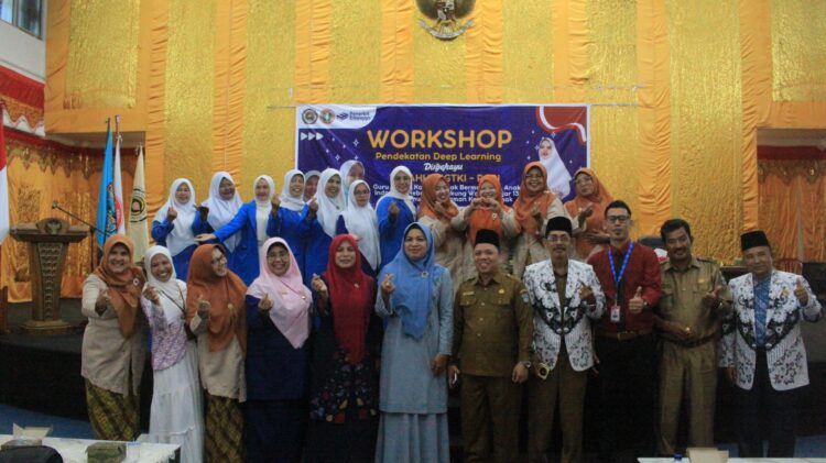 Universitas Negeri Padang (UNP) menerima kunjungan benchmarking dari Universitas Almuslim Bireuen Aceh, Selasa (20/5). IST