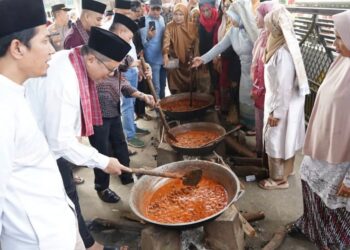 Mensyukuri Hasil Panen melalui Tradisi Alek Kapalo Banda