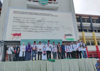 Senator Muslim M. Yatim Serukan Aksi Nyata untuk Palestina di Aksi Solidaritas Sumbar