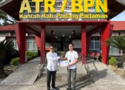 Mahmuda Azwar Raih Penghargaan Employee Of The Month
