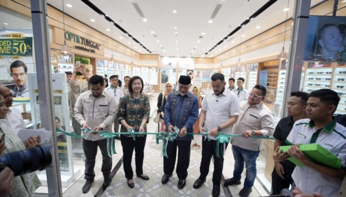 Optik Tunggal Resmikan Gerai Terbaru di Basko City Mall Padang