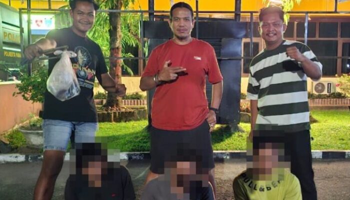 Tiga Pria di Padang Diciduk Usai Curi Tiang Besi Penyangga Jaringan Listrik