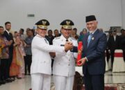 Gubernur Mahyeldi Lantik Bupati dan Wakil Bupati Pasaman, Tekankan Kepemimpinan Inovatif