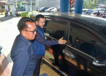 Pemko Padang Serahkan Mobil Operasional ke BNN