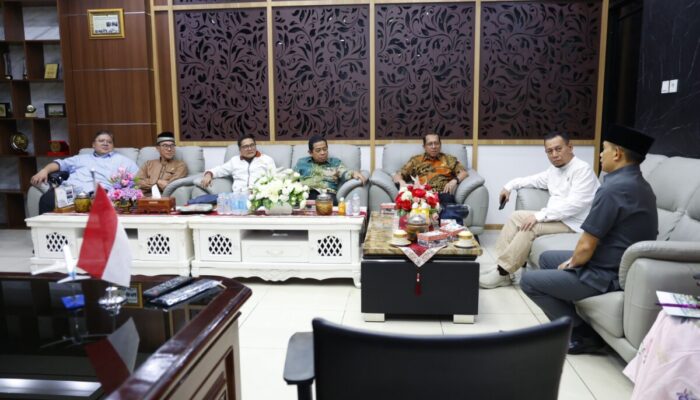 Pelajari Strategi Mengatasi Efisiensi Anggaran, Banggar DPRD DKI Kunjungi DPRD Sumbar