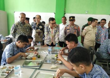 Program MBG Dilaksanakan di MTsN 1 Lubuk Sikaping