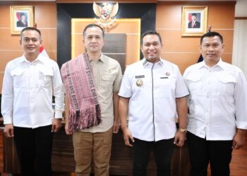 Mentri Transmigrasi RI Bahas Rencana Strategis Peluang Ekonomi