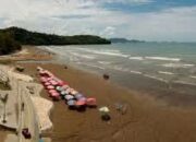 Kadis Pariwisata Padang Ajak Warga Kunjungi Pantai Air Manis