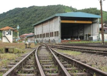 Padang Panjang Tertibkan Bangunan Liar di Jalur Rel, Dukung Kereta Wisata