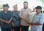 Serahkan Benih Unggul, Wali Kota Padang: Bantuan Semen Padang Perkuat Ketahanan Pangan