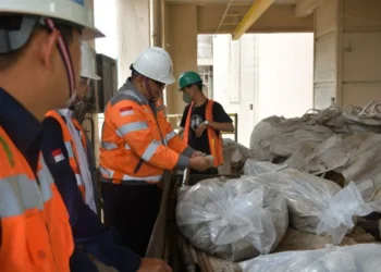 Semen Padang dan BI Sumbar Ubah Limbah Uang Jadi Energi Hijau