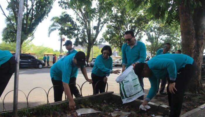 Gerakan Pasbar Bersih, 3.000 Tong Sampah Dibagikan ke Masyarakat 