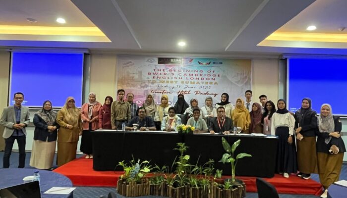 Program Cambridge English Kukuhkan Kemahiran Bahasa Inggris Generasi Muda Sumatera Barat