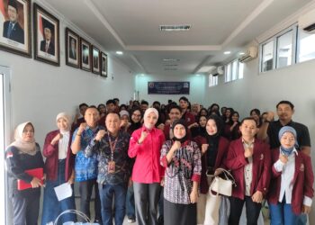 Mahasiswa FISIP UNES Studi Lapangan ke Kantor DPD RI Sumbar, Bahas Transformasi Kepemimpinan