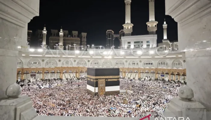 Amphuri Sarankan Jemaah furoda Dialihkan ke Haji Khusus