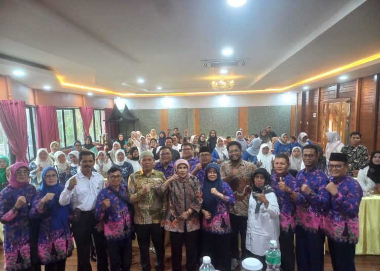 Sebanyak 73 pengurus koperasi dari Kabupaten Padang Pariaman dan Kota Pariaman mengikuti pelatihan penyusunan laporan keuangan berbasis digital pada 21–24 Mei 2024 di salah satu resor di Kota Padang. IST