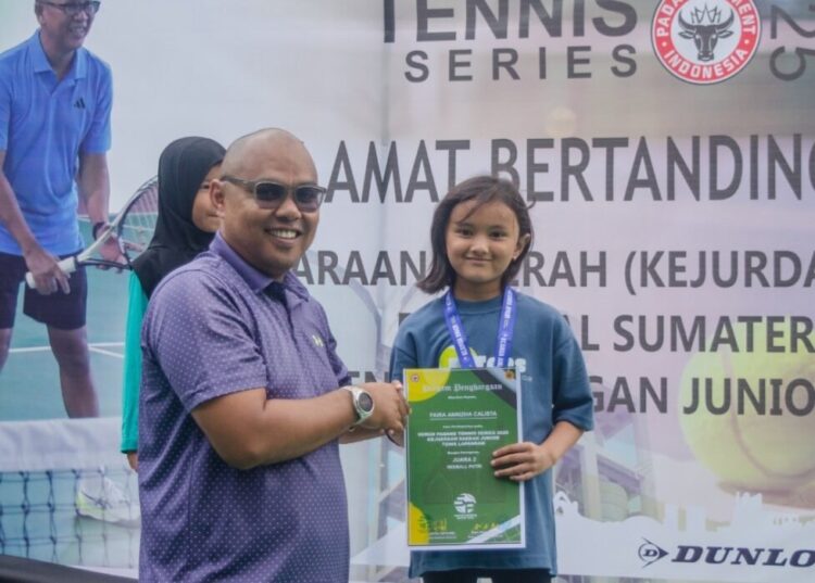 Kejuaraan Daerah (Kejurda) Tenis Lapangan Junior Regional Sumatera 2025 resmi ditutup pada Minggu (20/4) di Lapangan Tenis Outdoor PT Semen Padang. IST