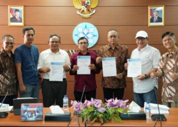 Disaksikan Dewan Pers, Hendry Ch Bangun dan Zulmansyah Akhirnya Tandatangani Panitia Bersama Kongres Persatuan