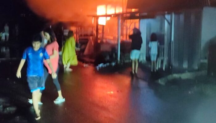 Kebakaran Ruko di Padang, Kerugian Ditaksir Rp500 Juta