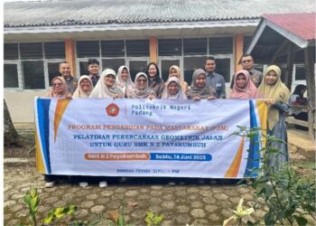 Dosen PNP Beri Pelatihan Perencanaan Geometrik Jalan untuk Guru di SMKN 2 Payakumbuh